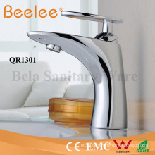 China Faucet Price Brass Cromed Water Saving Bathroom Water Tap Mixer